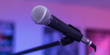 Online Celebrity interviews