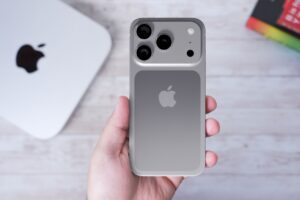 Apple iPhone 17